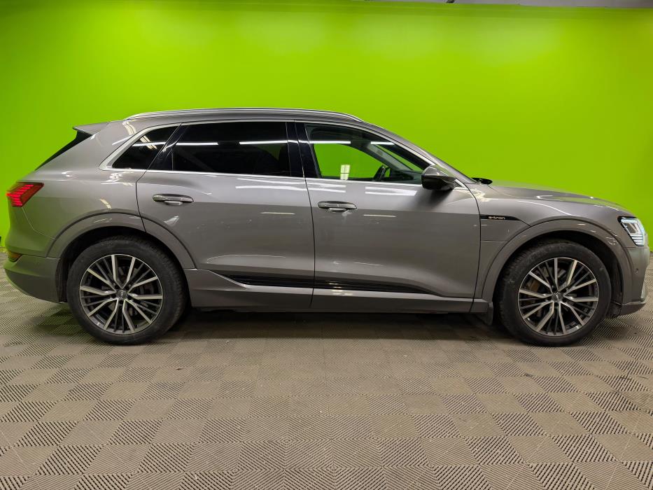 Audi e-tron 2020