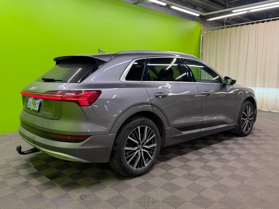 Audi e-tron 2020