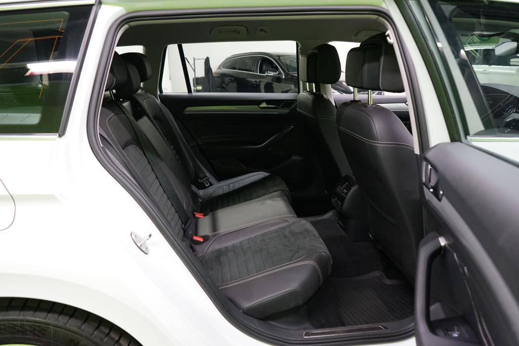 Volkswagen Passat 2021