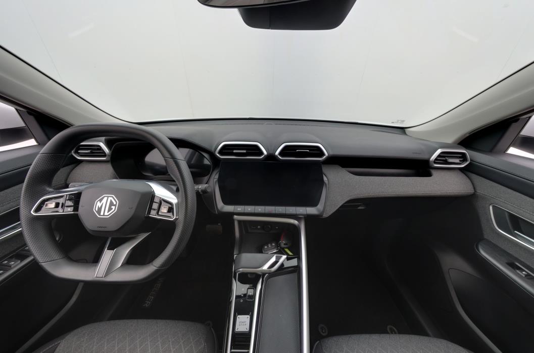 MG ZS 2025