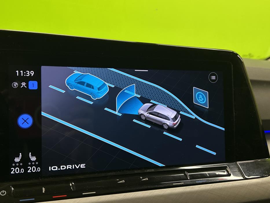 Volkswagen Golf 2023