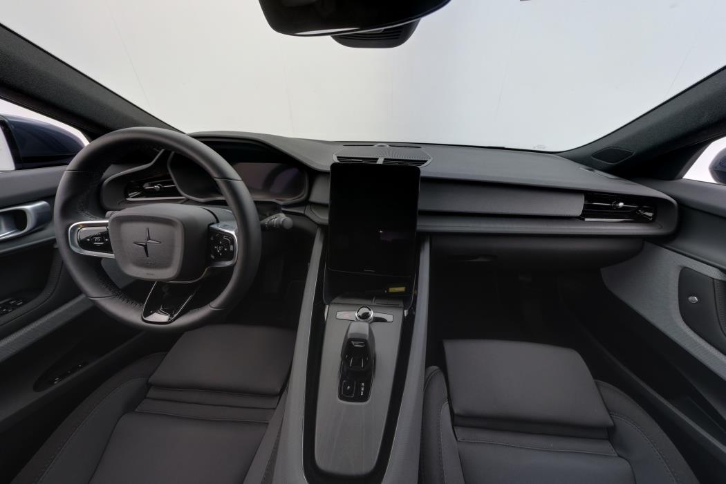 Polestar 2 2025