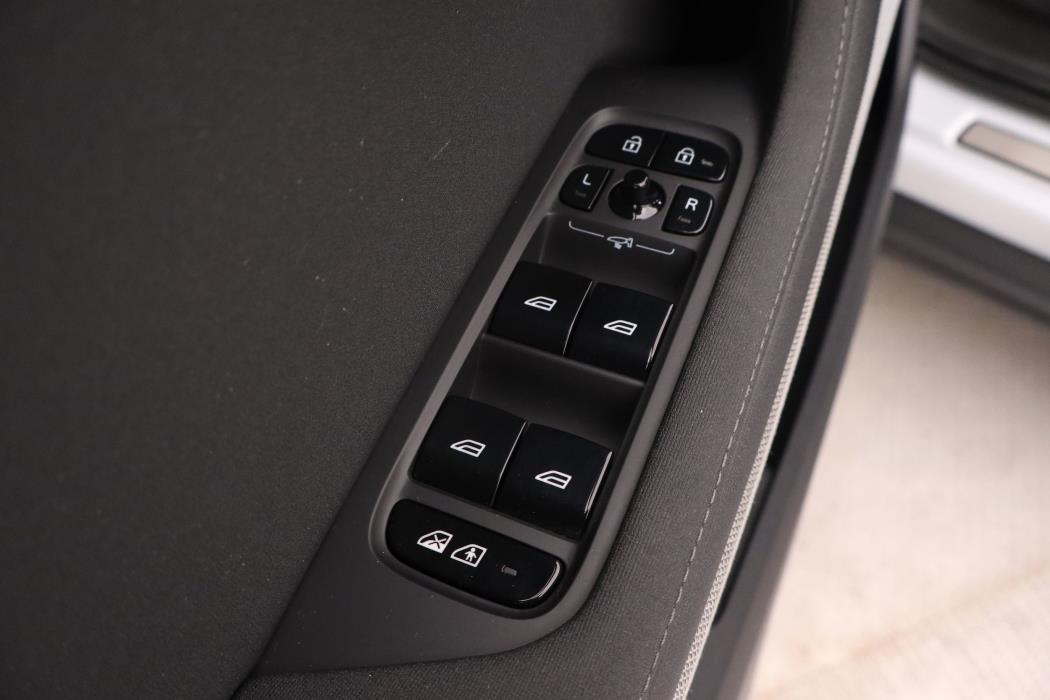 Polestar 2 2023