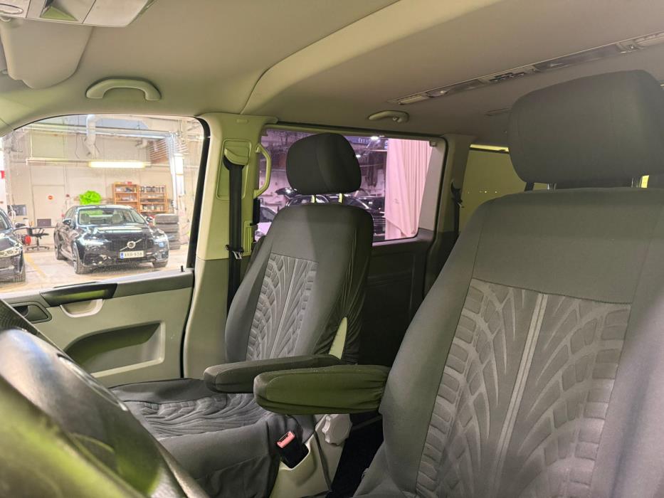 Volkswagen Caravelle 2006