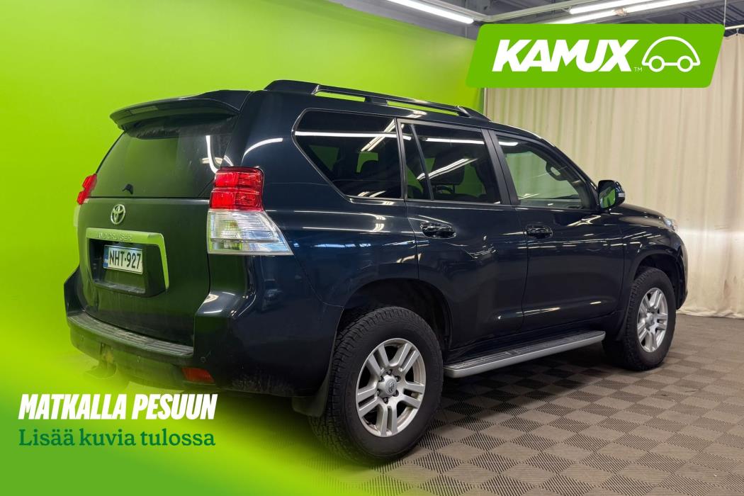Toyota Land Cruiser 2010