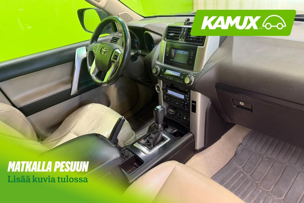 Toyota Land Cruiser 2010