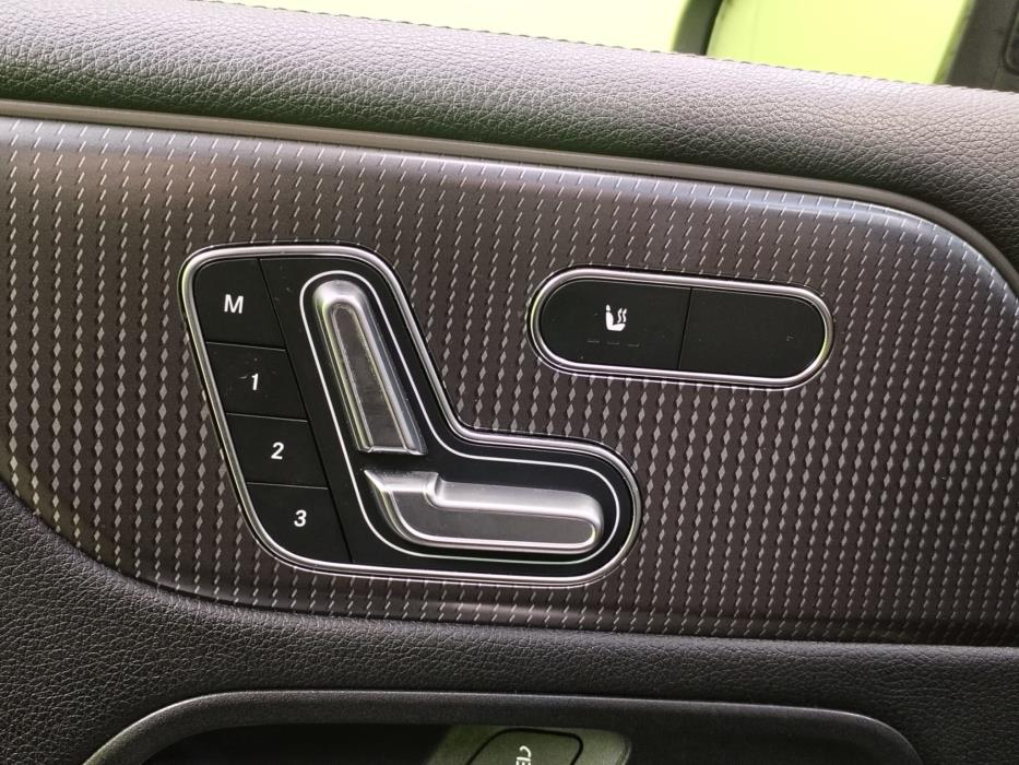 Mercedes-Benz EQB 2022