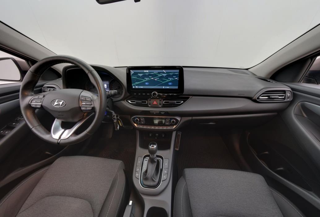 Hyundai i30 2021