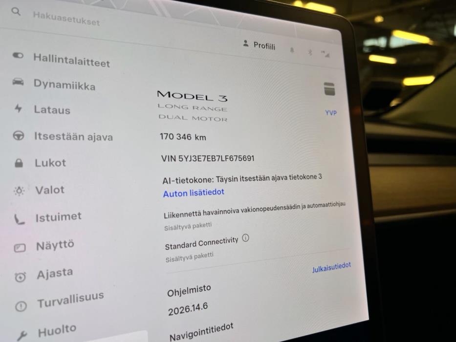 Tesla Model 3 2020
