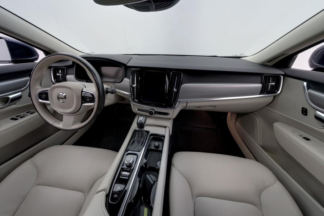 Volvo S90 2017