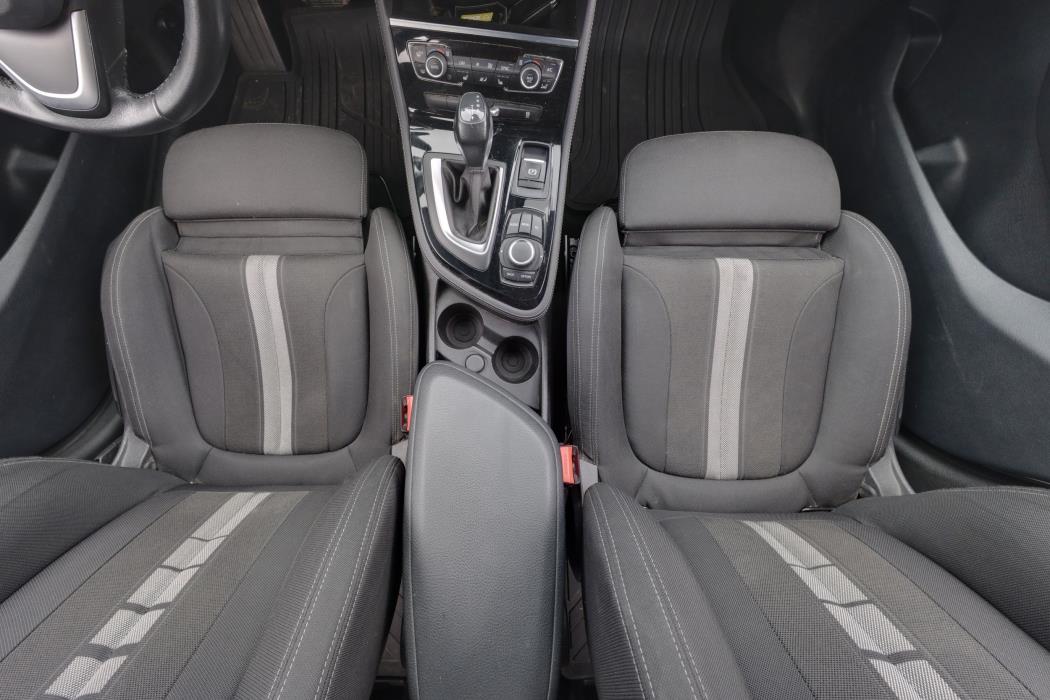 BMW 218 2016