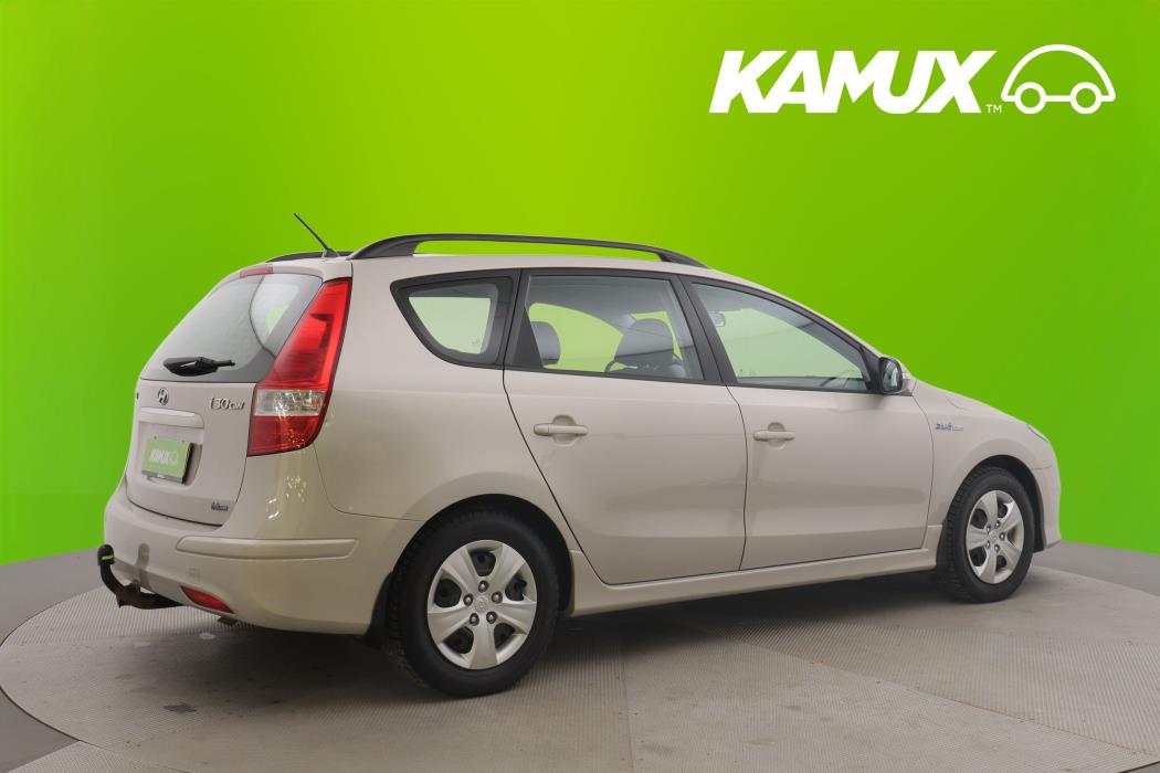 Hyundai i30 2011