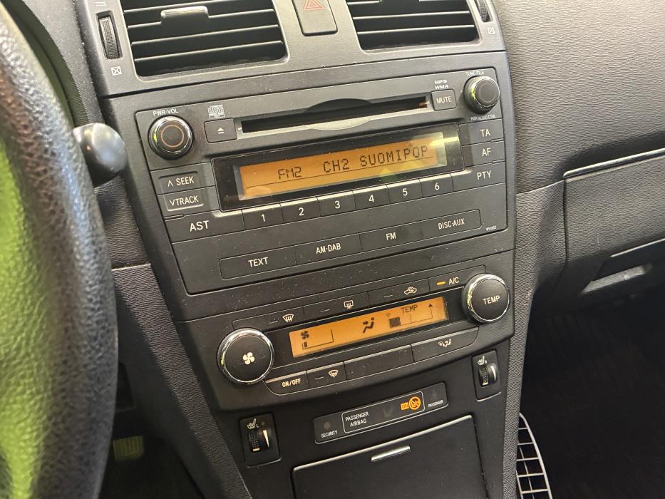Toyota Avensis 2010