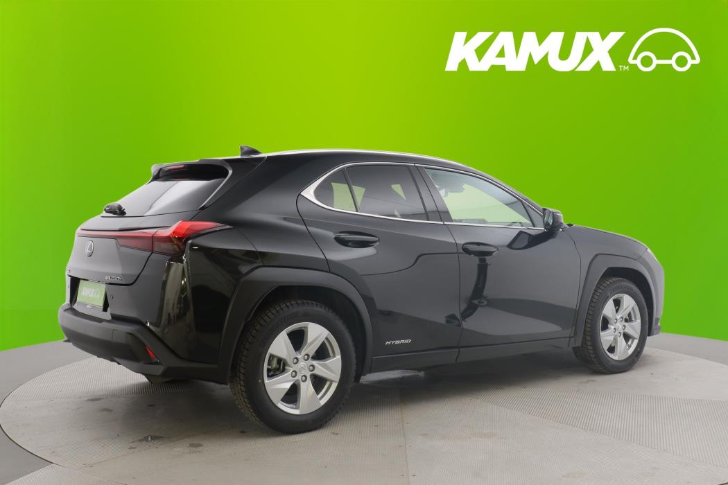 Lexus UX 2022