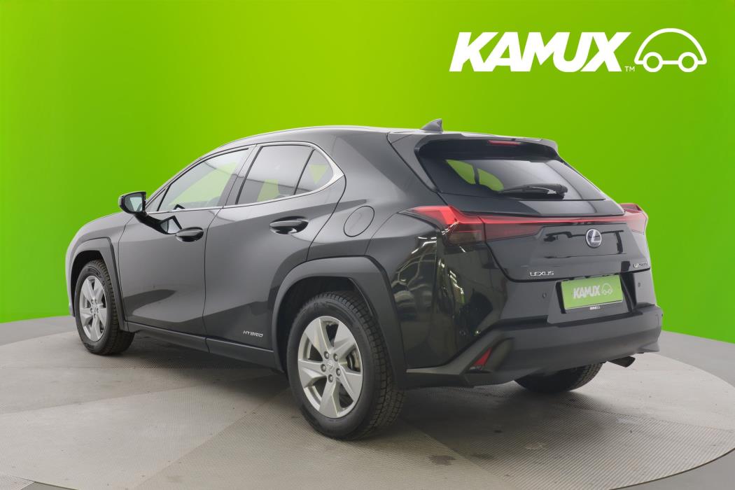 Lexus UX 2022
