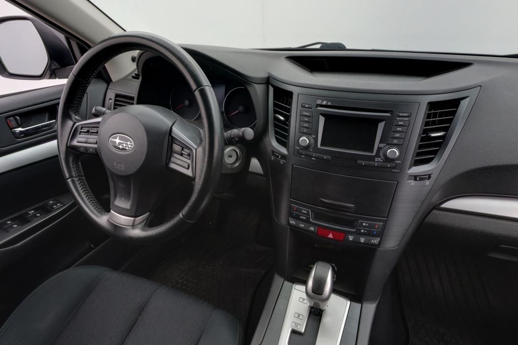 Subaru Legacy 2014