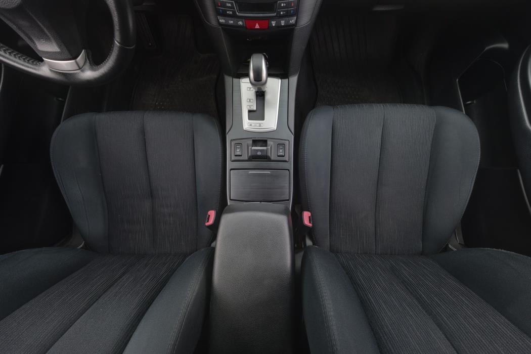 Subaru Legacy 2014