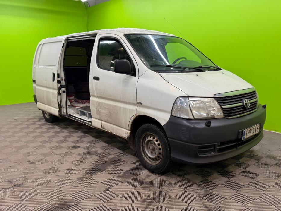 Toyota Hiace 2011