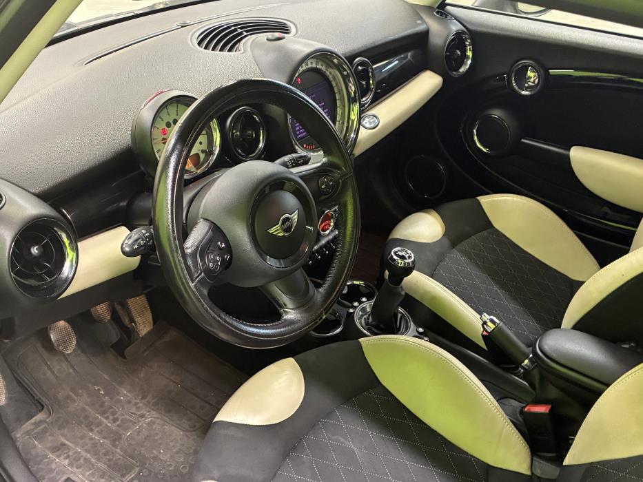 Mini Cooper 2012
