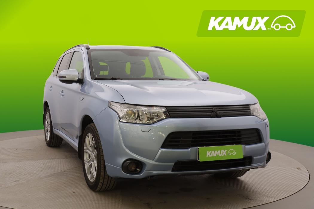 Mitsubishi Outlander PHEV 2015