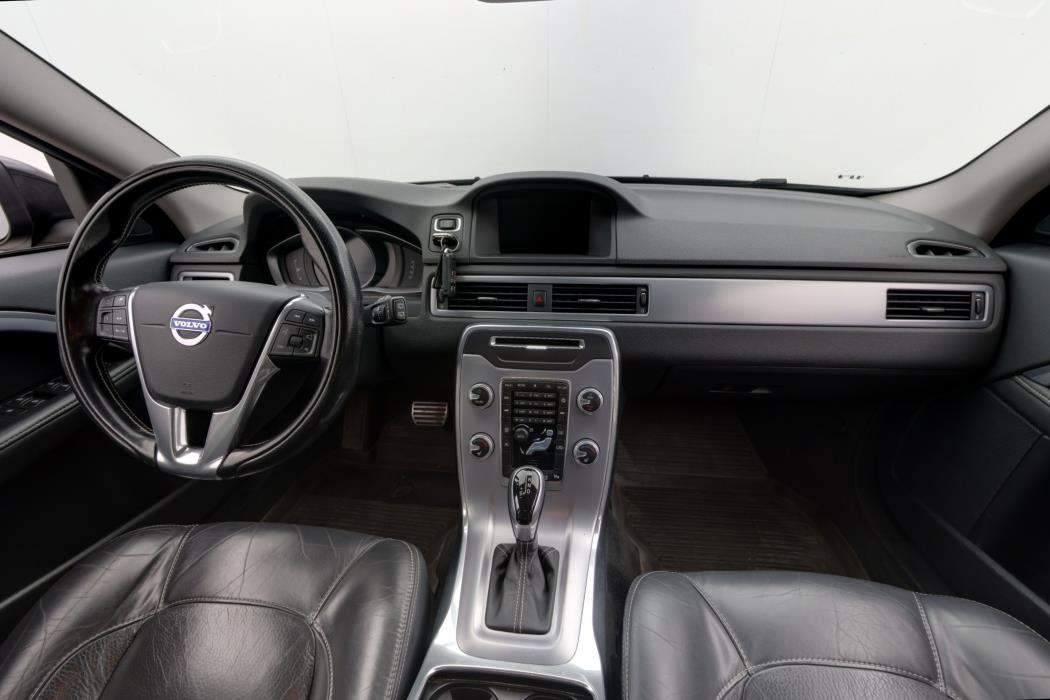 Volvo V70 2016