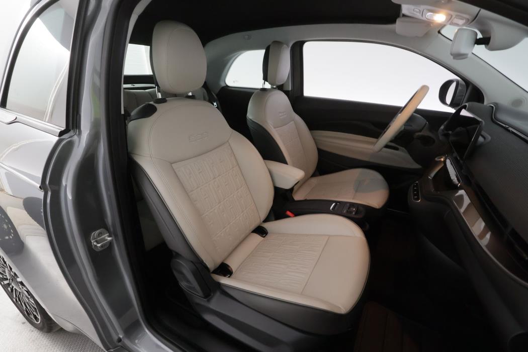 Fiat 500E 2021