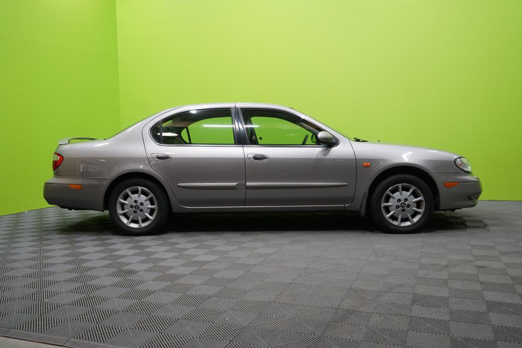 Nissan Maxima 2001