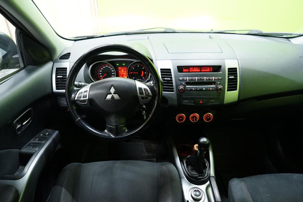 Mitsubishi Outlander 2007