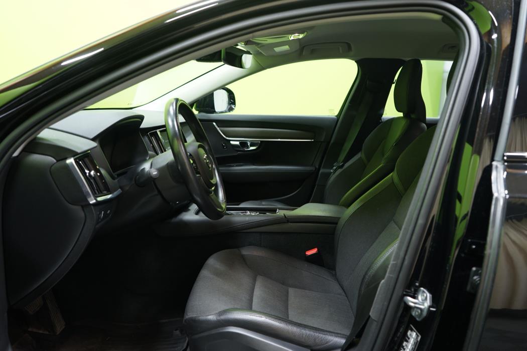 Volvo V90 Cross Country 2020