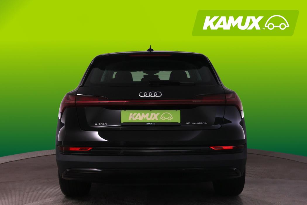 Audi e-tron 2022