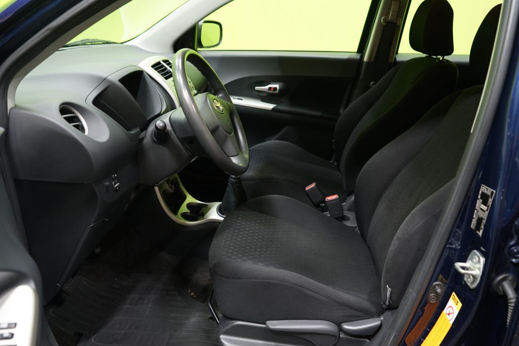 Toyota Urban Cruiser 2010