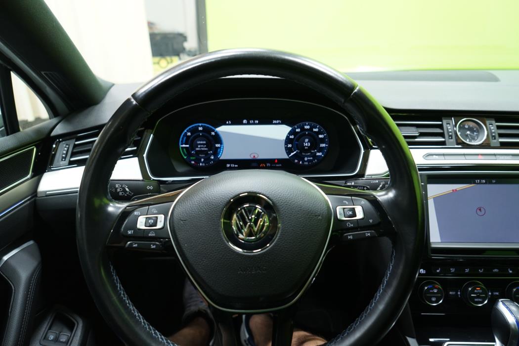 Volkswagen Passat 2016