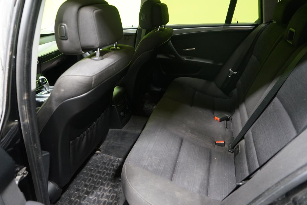BMW 520 2010