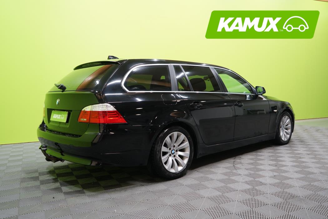 BMW 520 2010