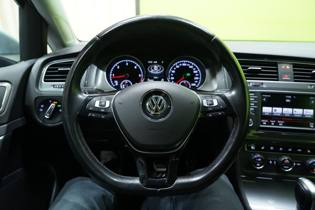 Volkswagen Golf 2016