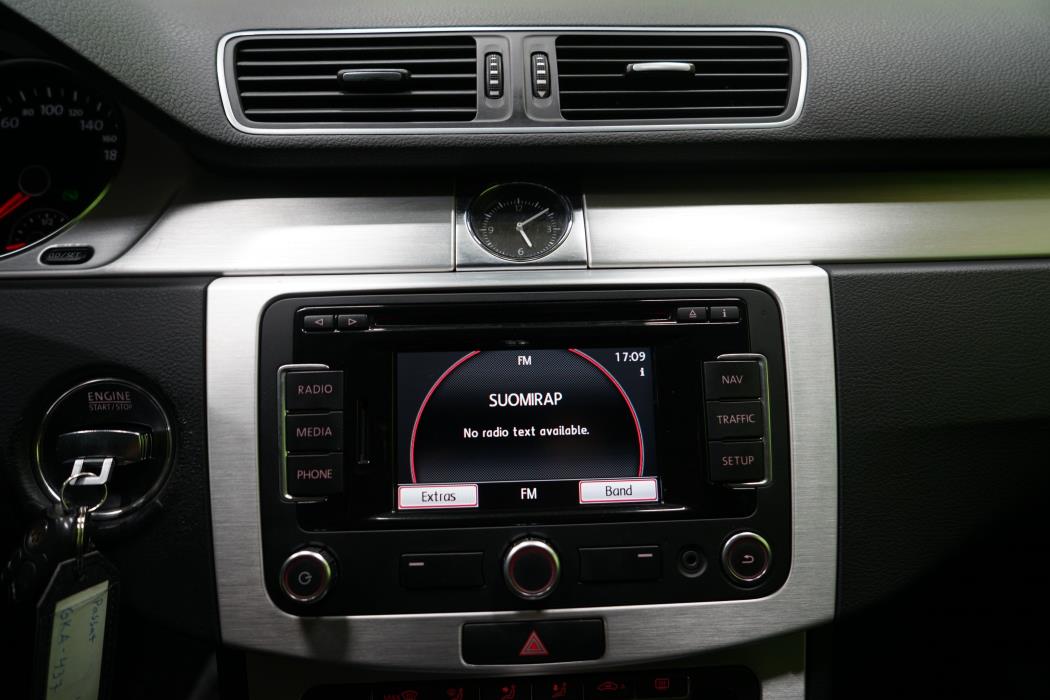 Volkswagen Passat 2011