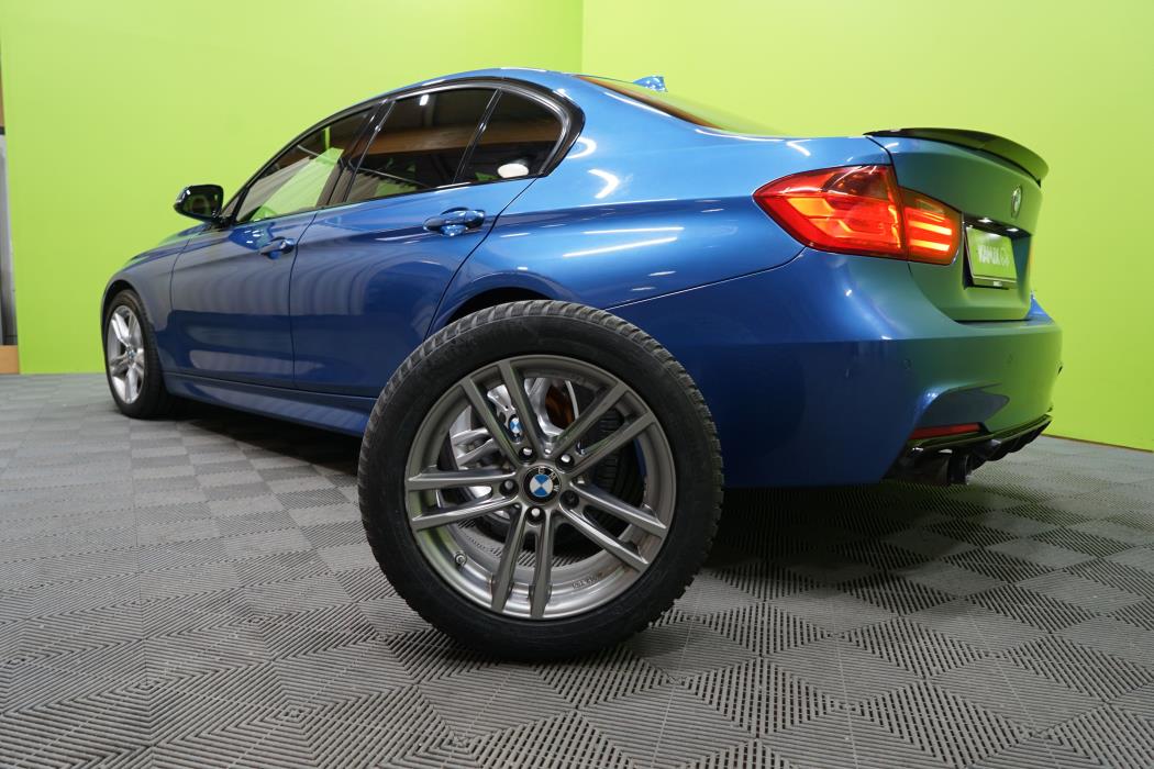 BMW 320 2015