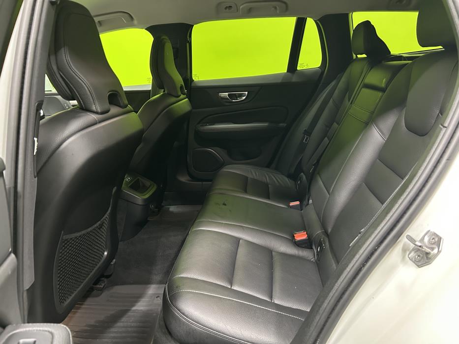 Volvo V60 2021
