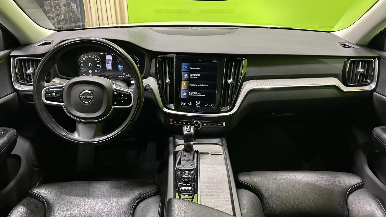 Volvo V60 2021