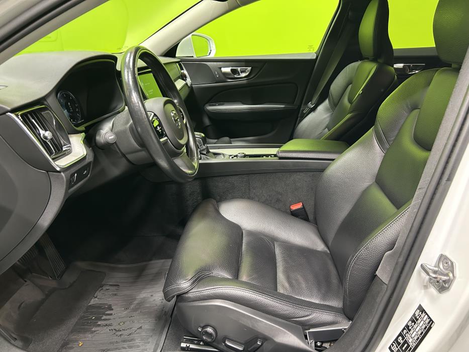 Volvo V60 2021