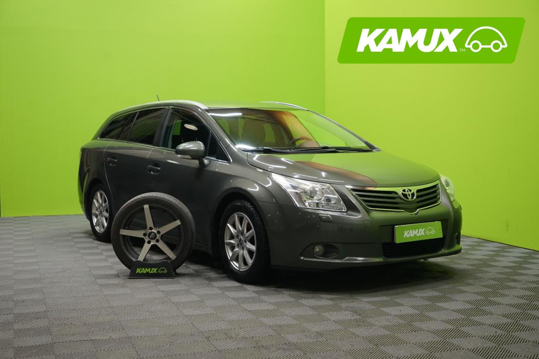 Toyota Avensis 2010