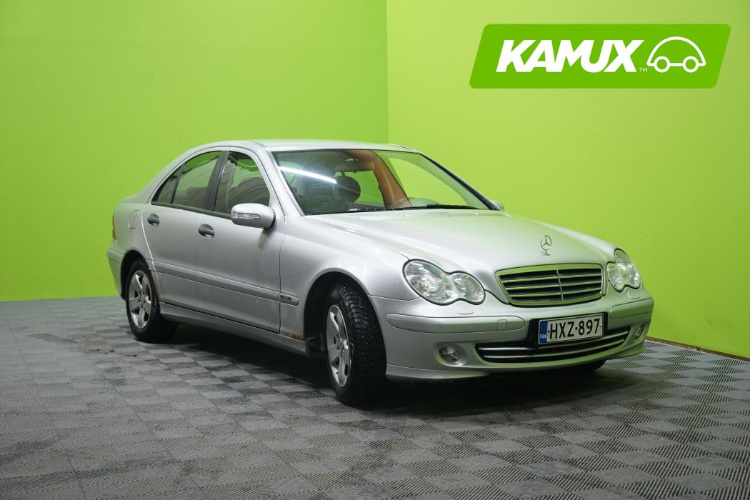 Mercedes-Benz C 2004