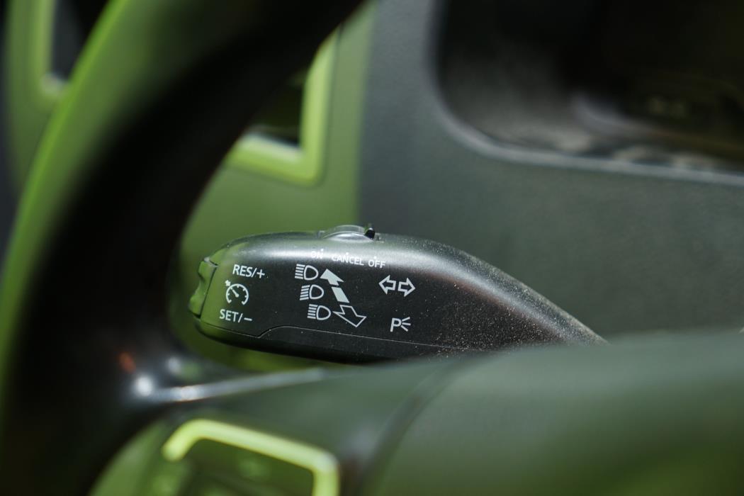 Volkswagen Caravelle 2014