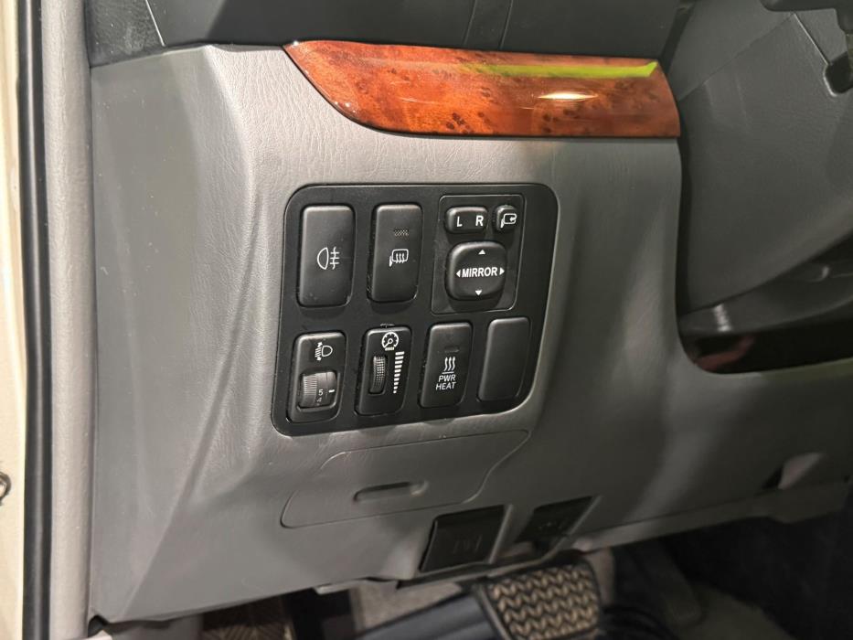 Toyota Land Cruiser 2003