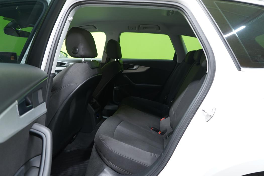 Audi A4 2016
