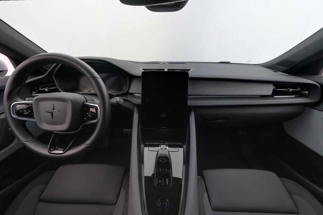 Polestar 2 2023