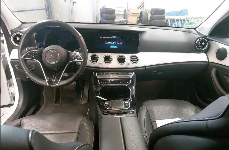 Mercedes-Benz E 2023