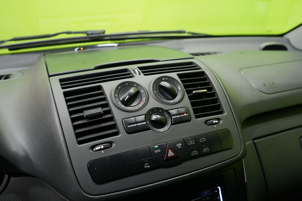 Mercedes-Benz Vito 2012