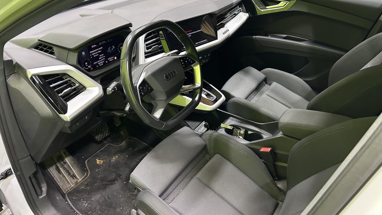 Audi Q4 e-tron 2023