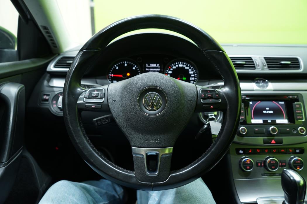 Volkswagen Passat 2014